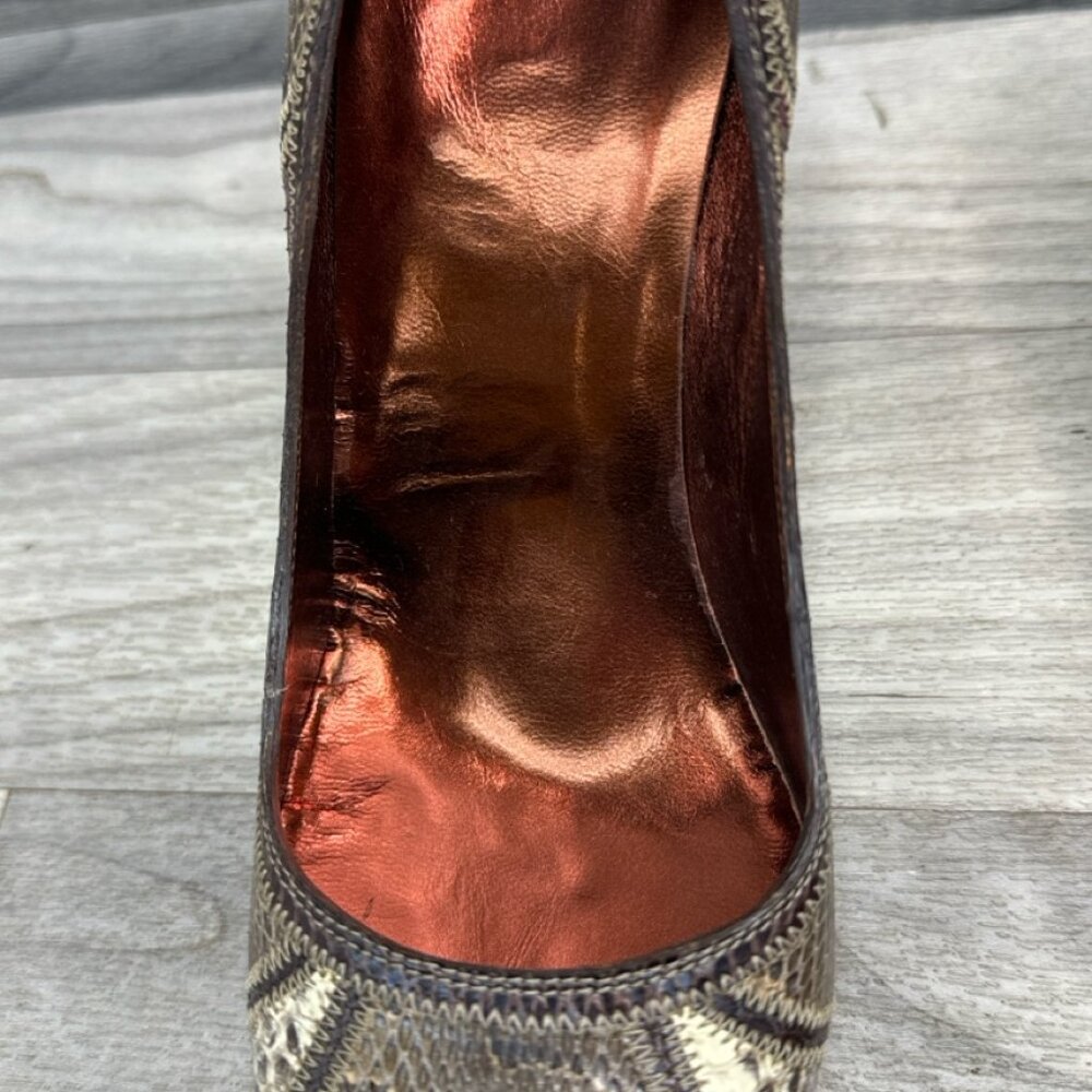 Gucci Metallic Python Embossed Leather Platform P… - image 7